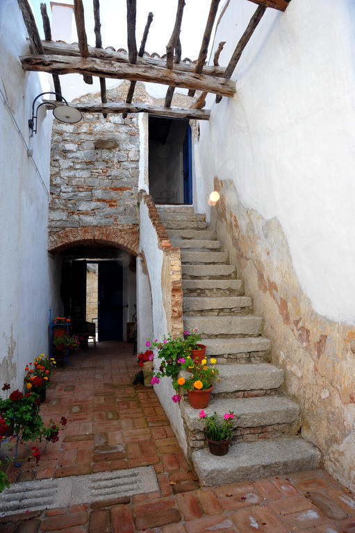 B&B Corte San Lussorio Oliena Luaran gambar